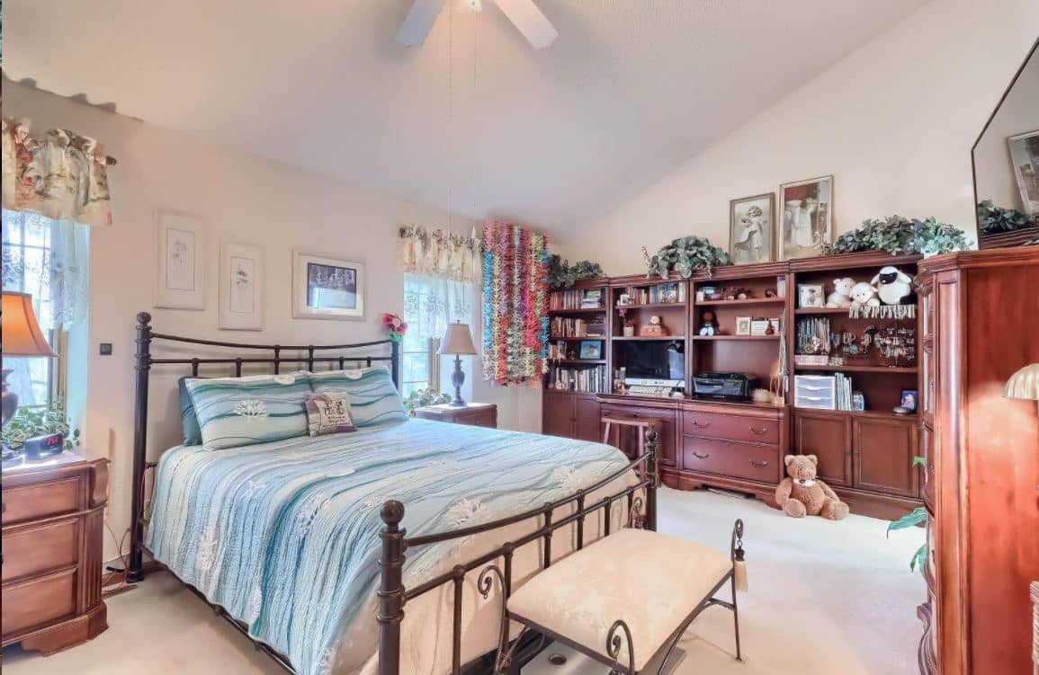 master-bedroom-staging-before